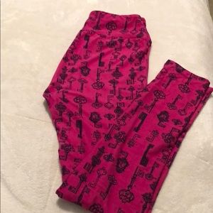 New LuLaRoe O/S leggings with keys on them